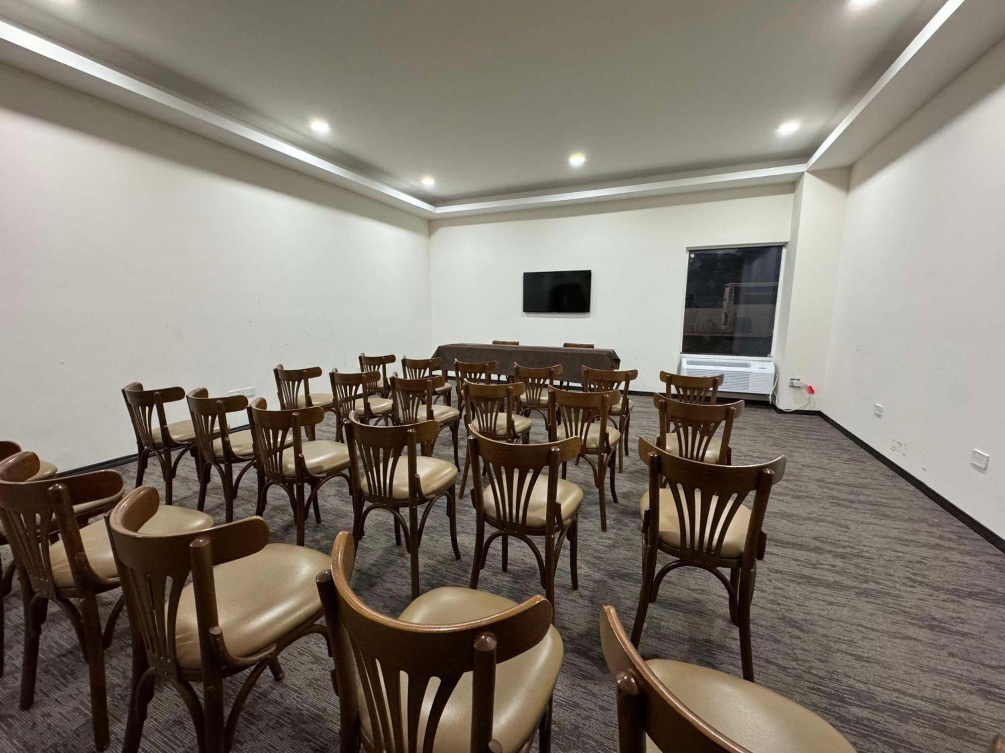 Best Western Plus Sacramento Chihuahua Exterior photo