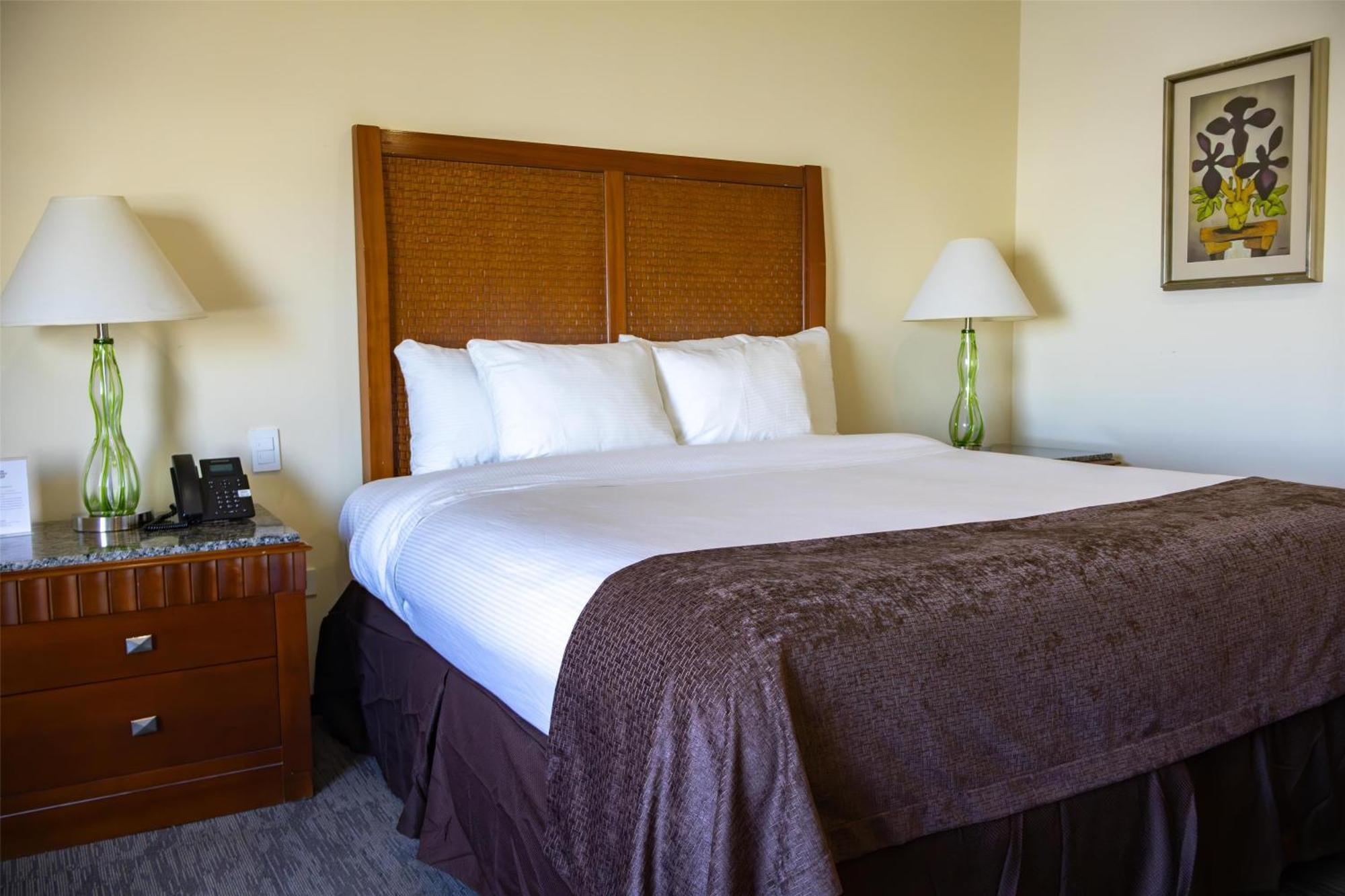 Best Western Plus Sacramento Chihuahua Exterior photo
