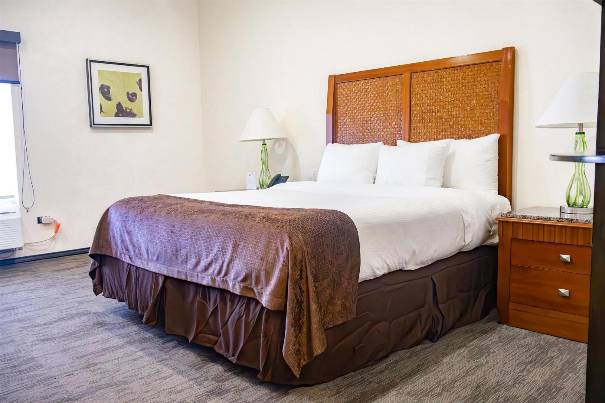 Best Western Plus Sacramento Chihuahua Exterior photo